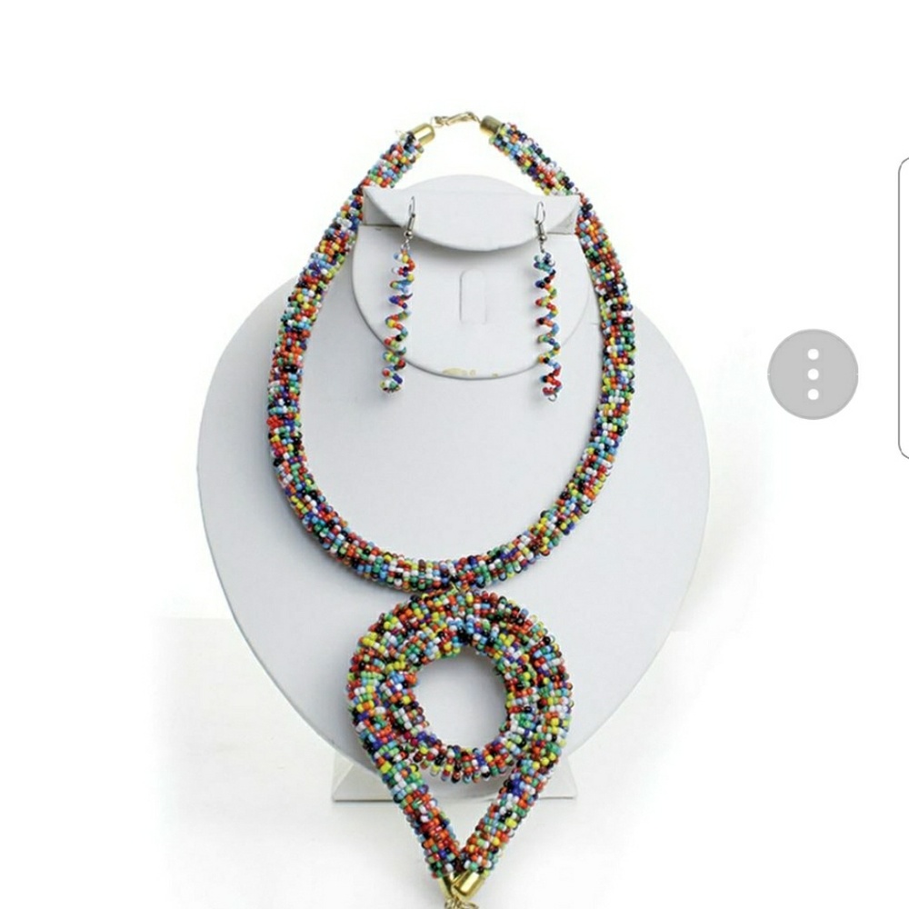 Beaded Maasai Choker & Earrings